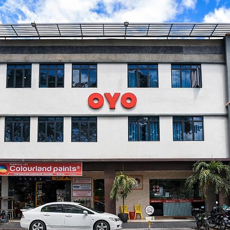Hotel O Hotel 916 بانيا إليجا المظهر الخارجي الصورة